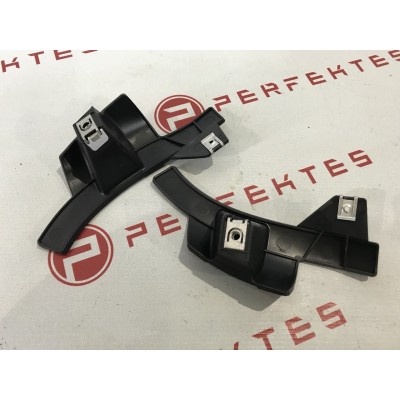 Кронштейн нижній переднього бампера (2016-2021) LH Tesla Model S
 131-TSMS-0300C-00