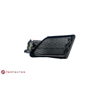 Люверс (2016-2021) RH Tesla Model S
 131-TSMS-0700J-00