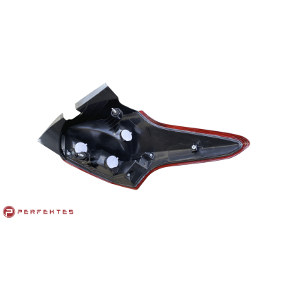 Ліхтар задній Hatchback (2015) LH Ford Focus
 332-FDFS-405KA-00