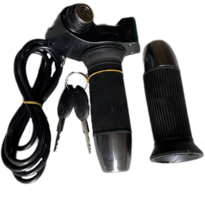 Ручка газу для електротранспорту з замком запалювання та вольтметром (червоний) комплект GASH-00007996