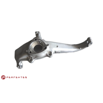 Кулак поворотний (цапфа) LH Tesla Model 3 1044311-00-E